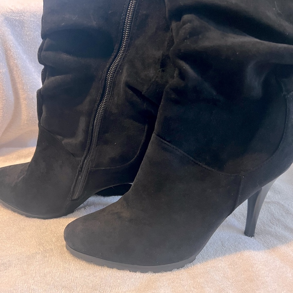 Elegant Black Women's suede  Boots (thigh high)